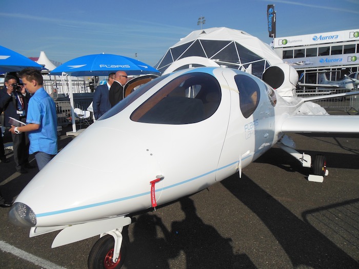 Le Flaris LAR01 reçoit son moteur définitif - Aerobuzz