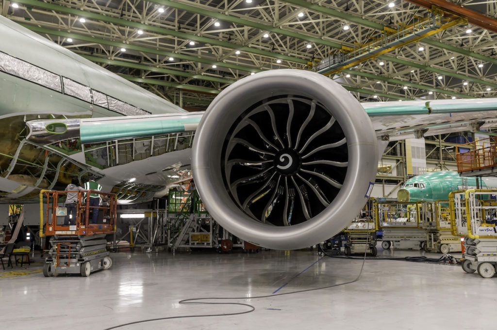 Le Ge9x Plus Gros Réacteur Au Monde Sous Les Ailes Du Boeing 777x Aerobuzz