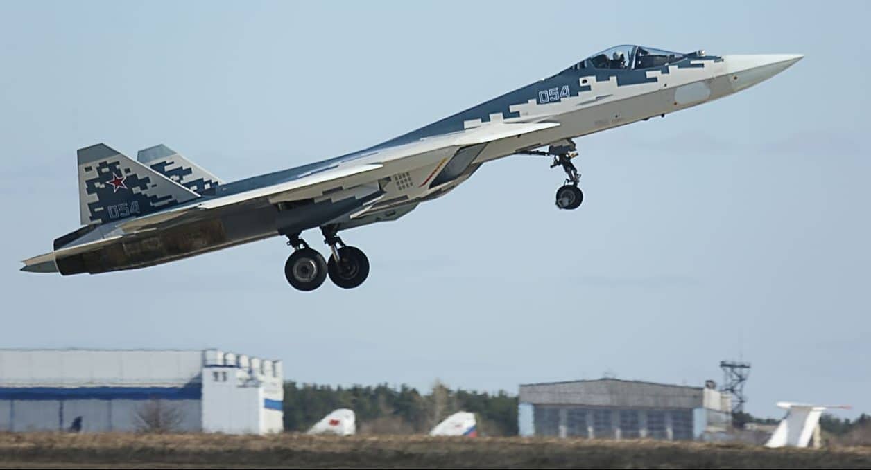 Crash d'un prototype du Su-57 - Aerobuzz